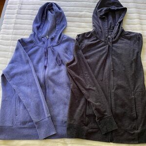 2 Tek Gear Women’s Front Zip Hoodies Sz XL Light Blue and Navy Blue